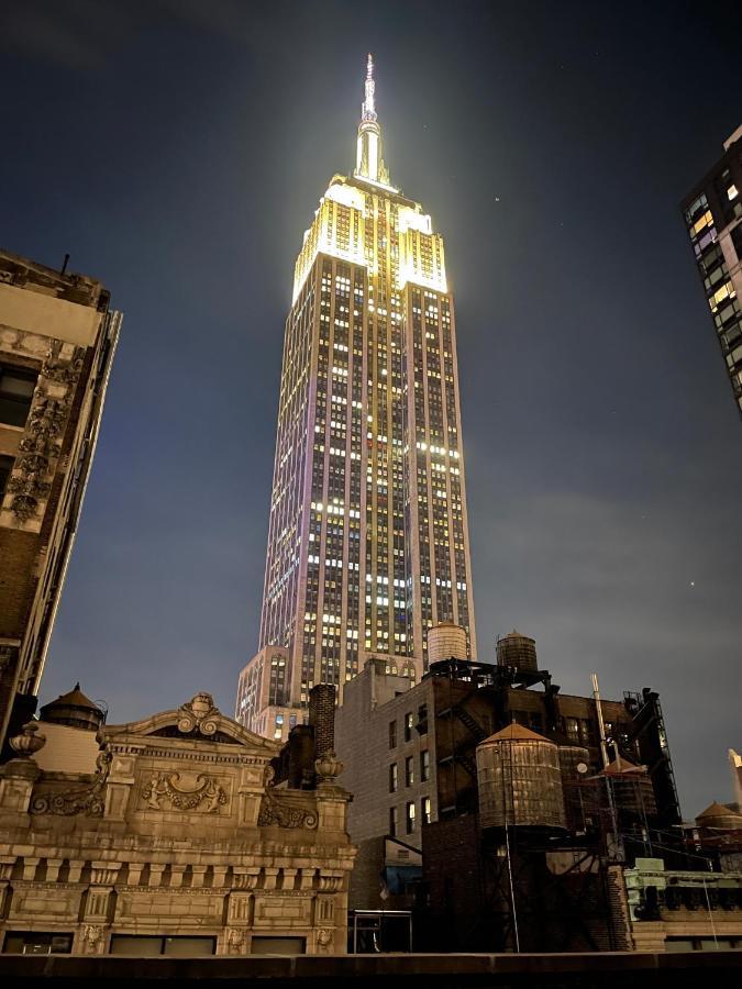 Hotel And The City, Rooftop City View New York Eksteriør billede